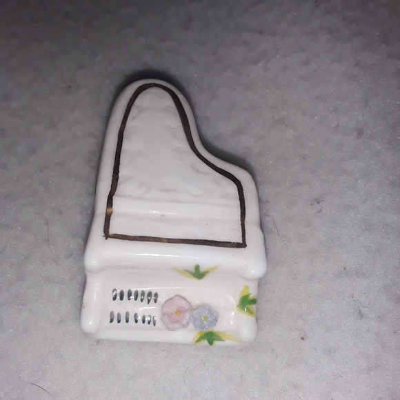 Maruri Masterpiece Bone China Minature Piano Vintage Dollhouse Furniture MCM - Picture 2 of 6